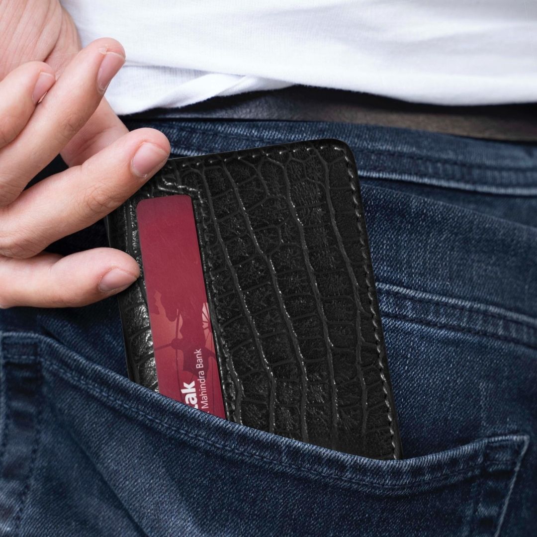 Ritzy Bi-Fold Card Wallet